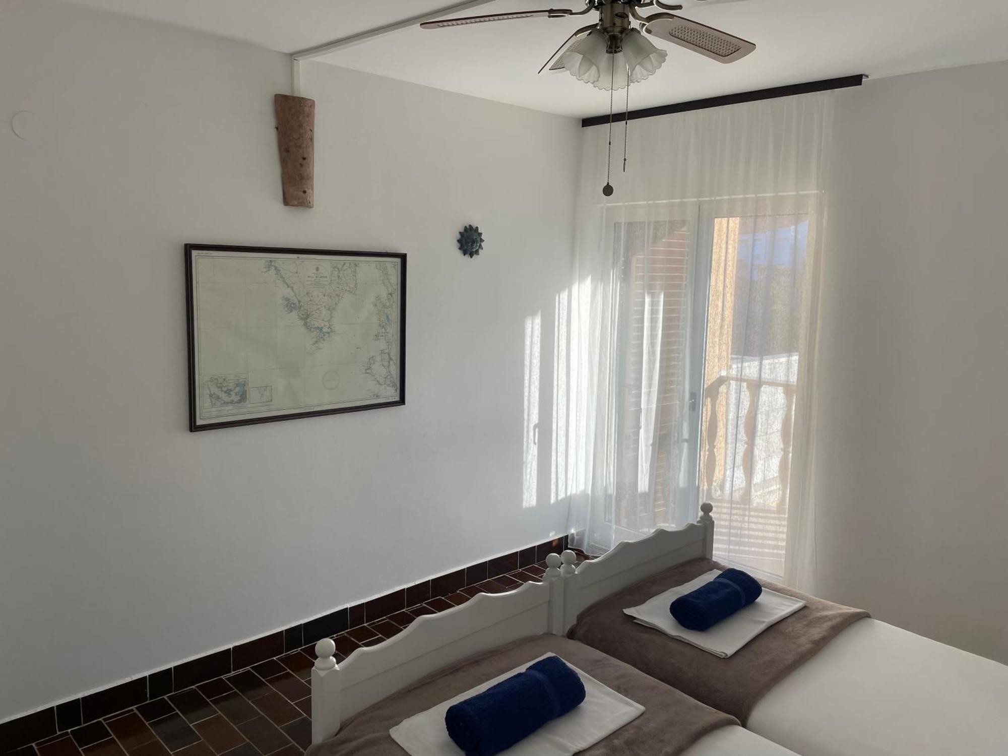 Guesthouse Antonija Veli Losinj Ngoại thất bức ảnh